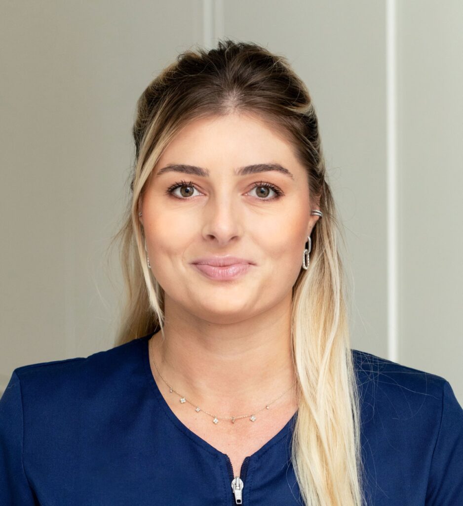 Ovi Clinic Equipe Membre Caroline